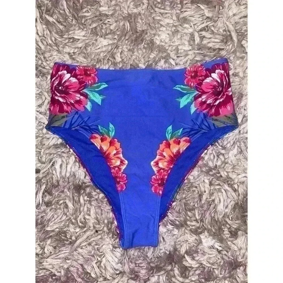 Hollister High Waisted Floral Bikini Bottom Size Small - Picture 1 of 3